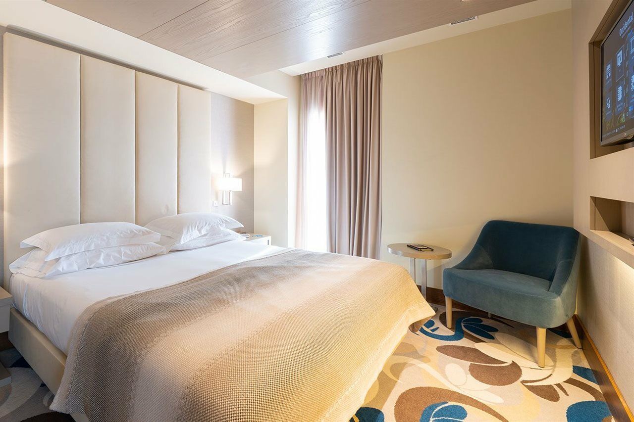 Hotel Smy 4*